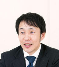 コスト削減だけではなく、機能や信頼性でも
Acropolis Hypervisorは優れていました。
大日本塗料株式会社 管理本部システム部 
猪口 高士 氏