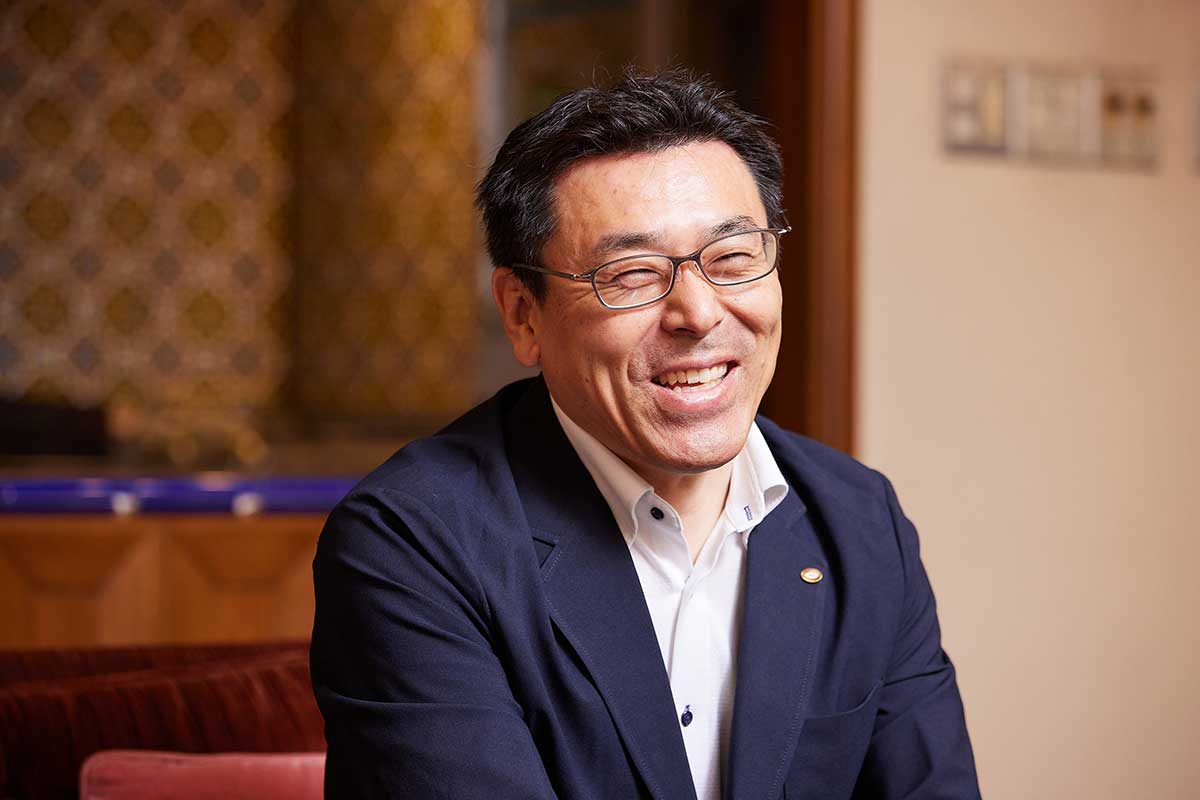 ロイヤルマネジメント株式会社 システム部 システム企画室長
鬼塚 竜平様