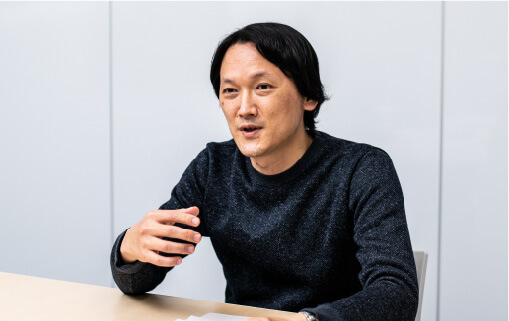 「双日テックイノベーション社からは、検証から実装に至る各段階で
的確な提案をいただいた」と説明する高島氏