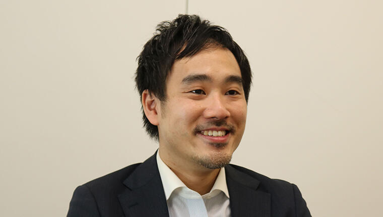 「このデータ基盤を社内にいるエンジニアに開放して、データ活用の民主化をしていきたい です。」
コーポレート本部 IT企画部 情報企画課 藤岡 謙