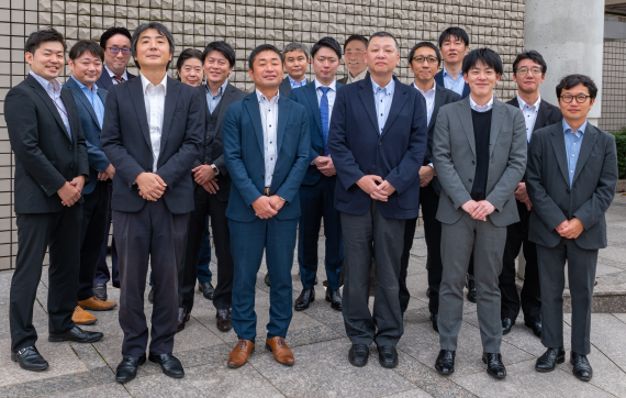 一つのゴールを見据えたチームワークで「未来のあるべき姿」を実現する全社システム基盤