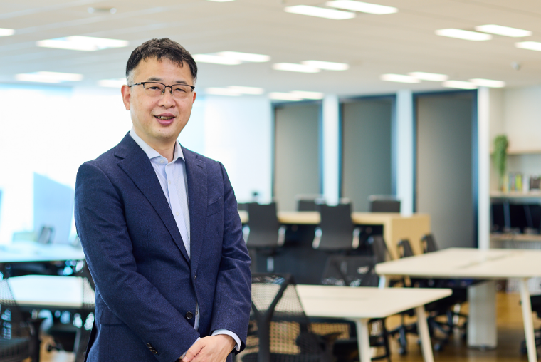 現場の業務に定着していますか？
生成AI構築支援企業が伝える
今知っておきたい運用定着に必要なAI活用施策