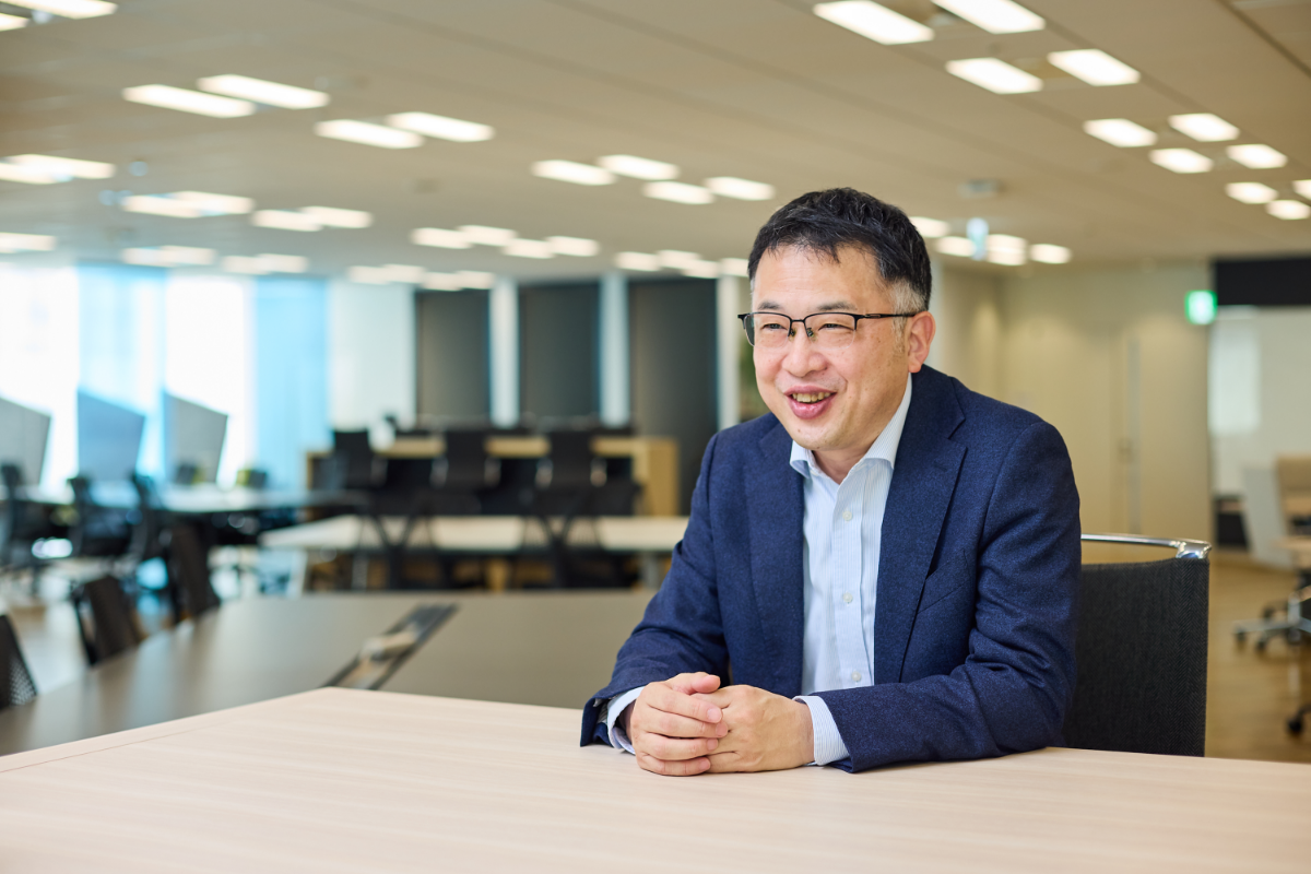 双日テックイノベーション アプリケーション事業本部 本部長補佐
青木 俊