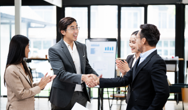 導入企業1200社以上ZoomのミーティングやAI活用に関するノウハウ
